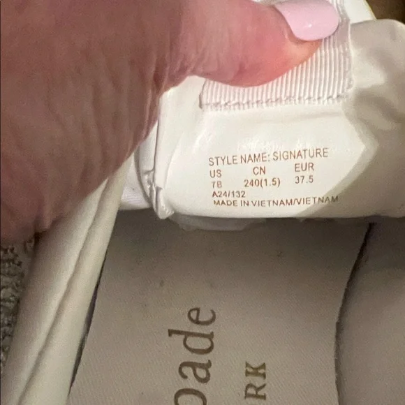 KATE SPADE, K AS IN KATE COURT SNEAKERS
WHITE W/PINK ACCENTS SIZE 7 - Picture 13 of 14